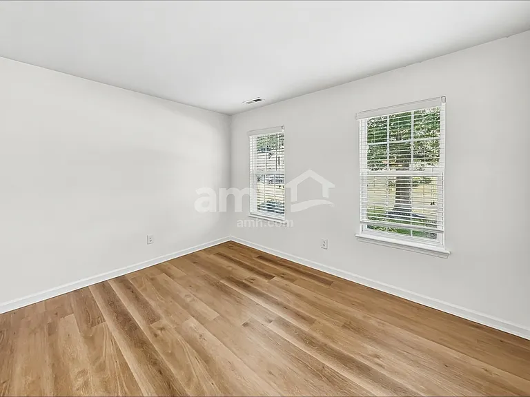 4134 Robinwood Dr — Photo 10