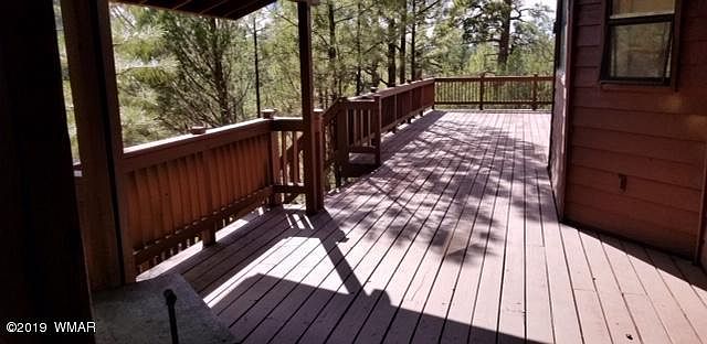2nd image of 1949 Oriole Ln