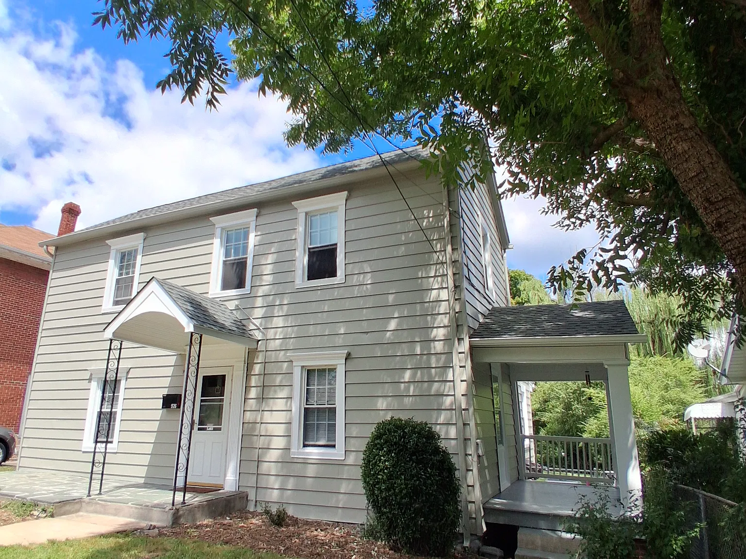 3 bed, 1386 sqft, $1,800 — Photo 2