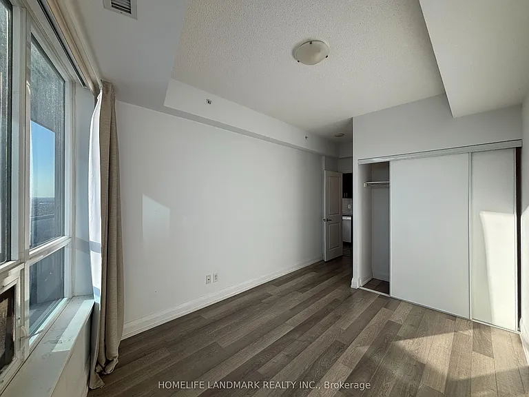7171 Yonge St #2508 — Photo 7
