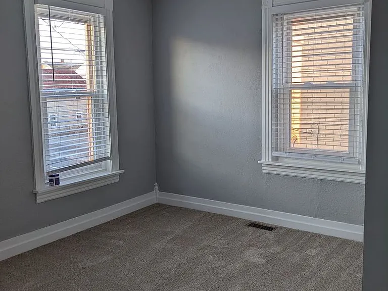 520 Ridge St — Photo 8