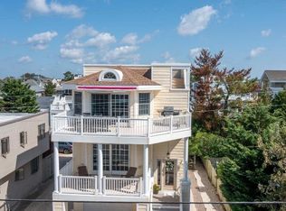 211 Liberty Ave, Beach Haven, NJ 08008