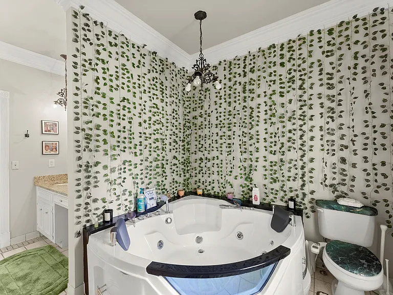 5785 Northside Dr — Photo 16