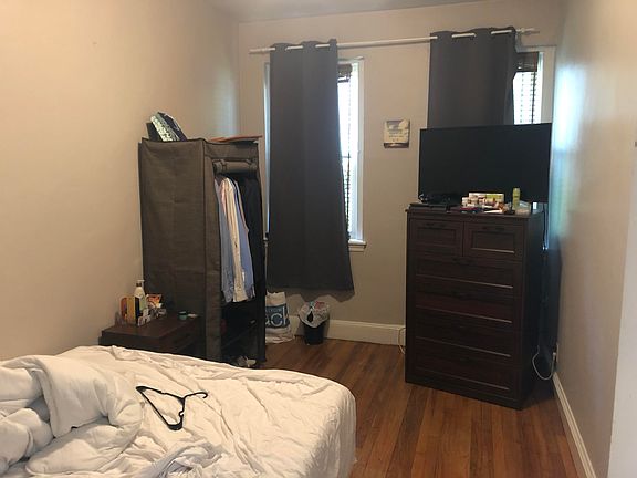 4th image of 23 Lanark Rd APT 2