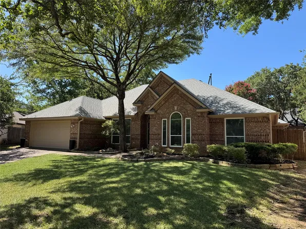 3 Mistywood Ct, Mansfield, TX 76063