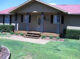 889 Cunningham Ln, Baxter, TN 38544