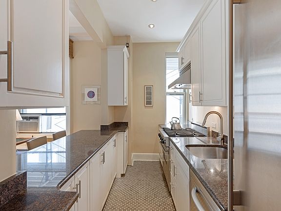 4th image of 246 W End Ave APT 11A