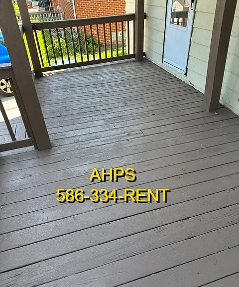 24320 Flower Ave — Photo 5