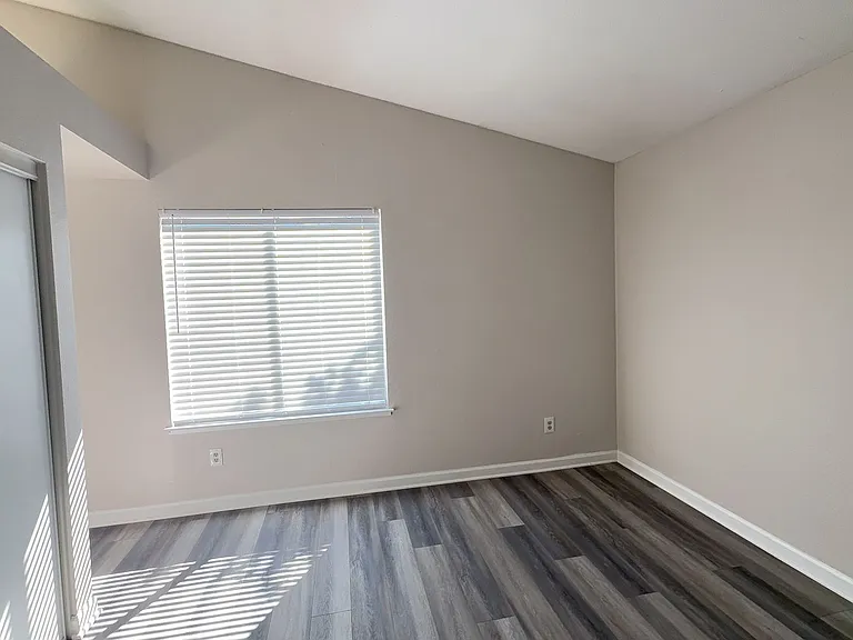 5218 Roundup Way — Photo 9