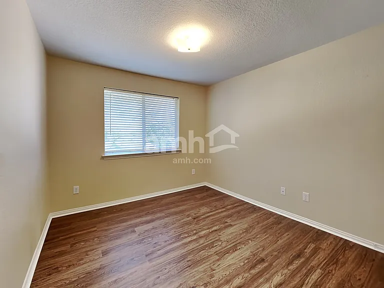 5401 Pecan Creek Cir — Photo 12