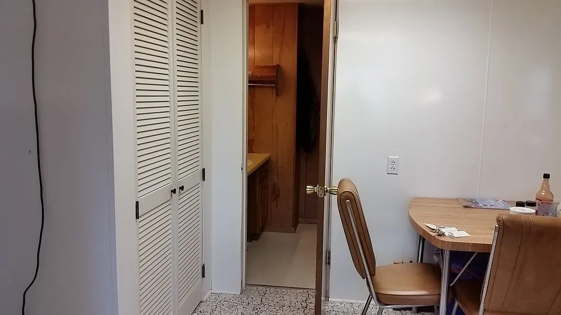 4467 W Ridge Rd APT 3 photo 1