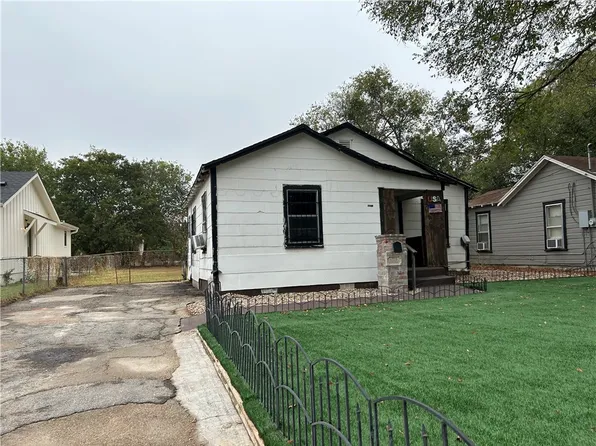 1223 Preston St, Waco, TX 76704