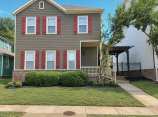 3704 W Cherokee Rd, Rogers, AR 72758