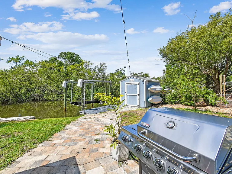 8611 Driftwood Dr — Photo 59