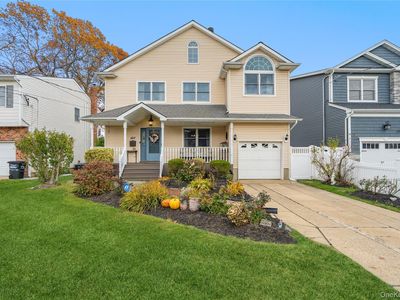 1617 Richard Avenue, Merrick, NY, 11566