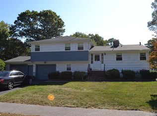 90 Albemarle Rd, Norwood, MA 02062
