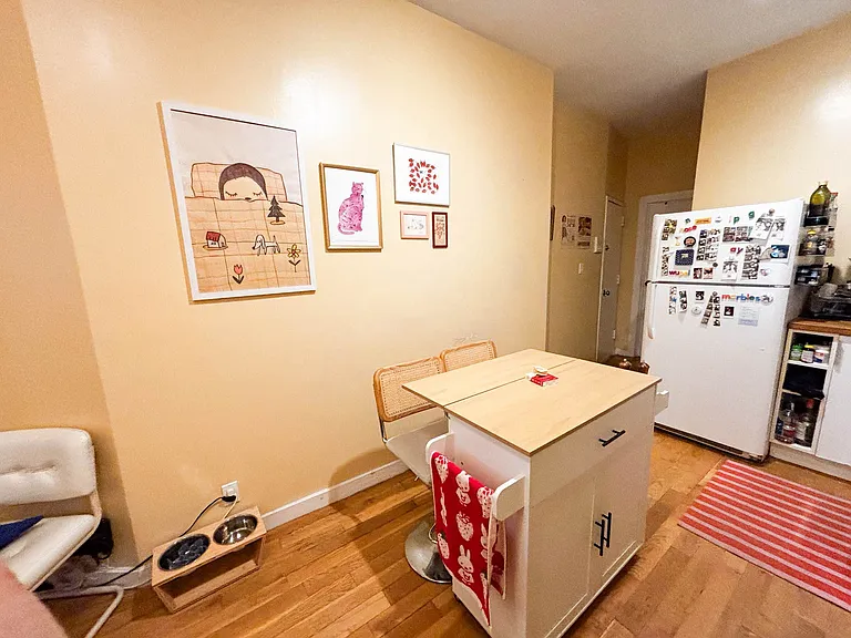 106 Huron St #2R — Photo 10