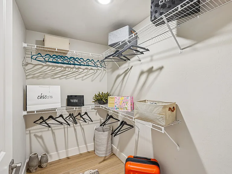 The Cypress Closet 1_Model The Cypress Closet 1_Model