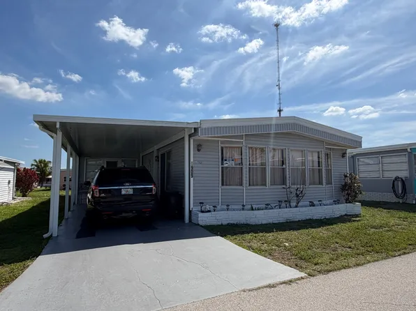 909 Calamondin Ct, North Fort Myers, FL 33917