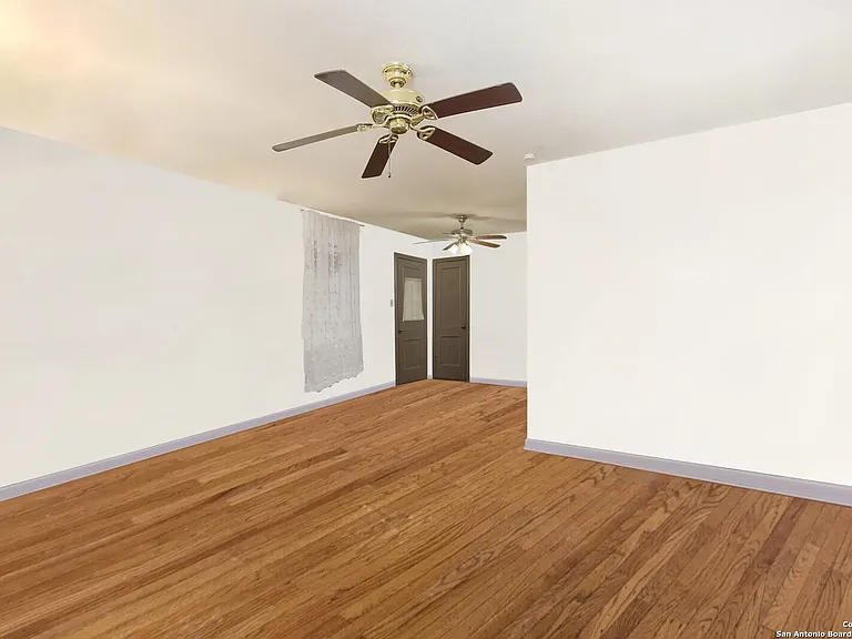 668 E Woodlawn Ave #3 — Photo 3