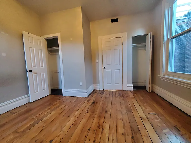 1302 Buena Vista St #3 — Photo 15