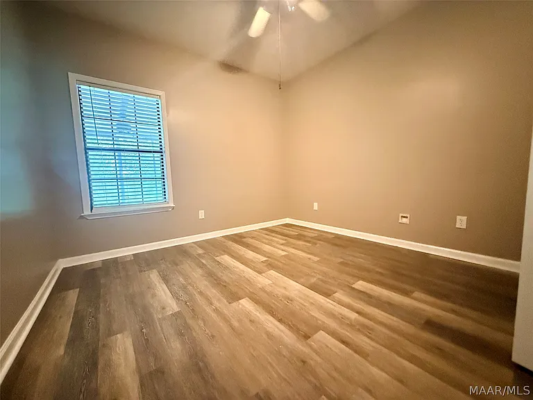 6630 Stablegate Ct — Photo 15