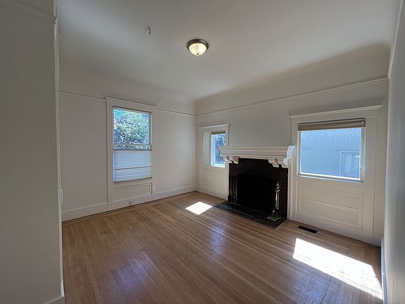 3rd image of 421 Bellevue Ave #A
