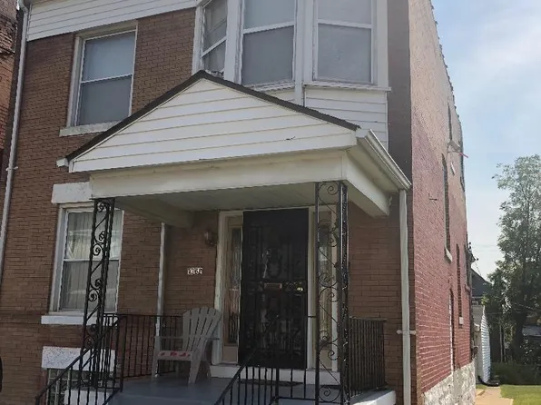 1368 Granville Pl, Saint Louis, MO 63112