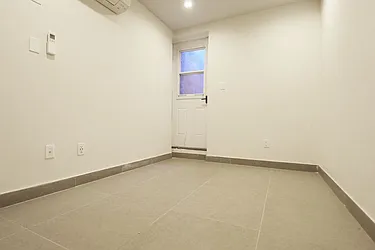 Rented by Tapiro Realty