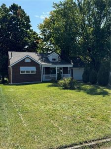 91 Notre Dame Dr, Campbell, OH, 44405