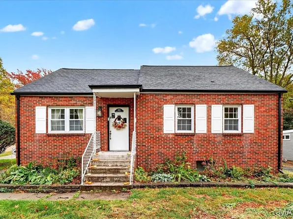 300 S Charles St, Edwardsville, IL 62025