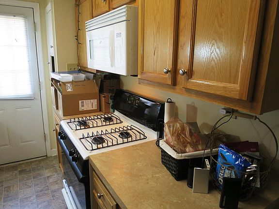 5th image of 3435 Broadway Pl
