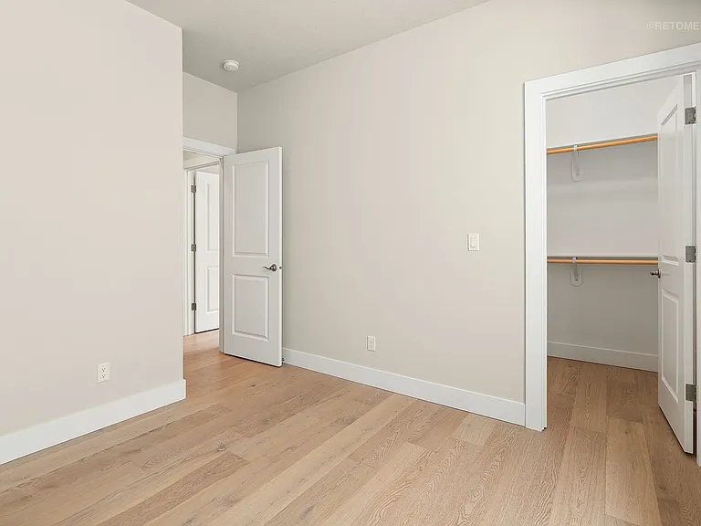 11678 NW Kearney St — Photo 23
