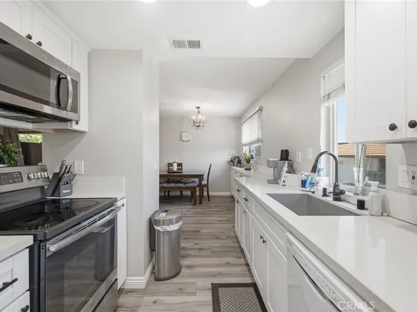 901 N Citrus Dr, La Habra, CA 90631