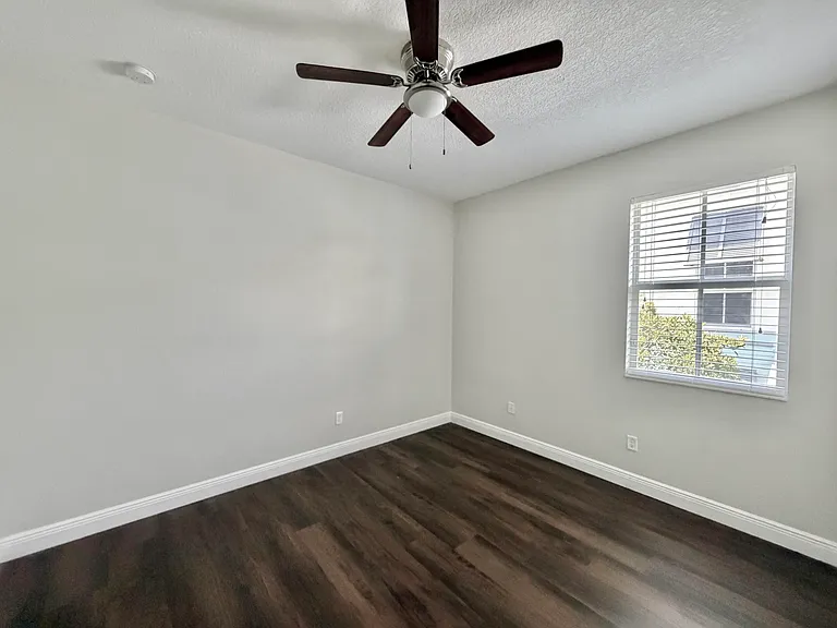 123 N K St #B — Photo 18