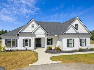 100 Hollow Point Trl, Kingsland, GA 31548