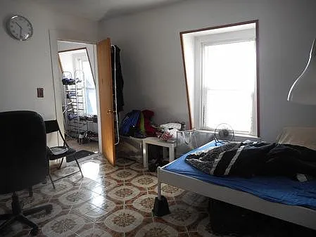 39 Common St — Photo 3