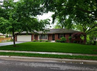 8935 Lowell Ave, Overland Park, KS 66212