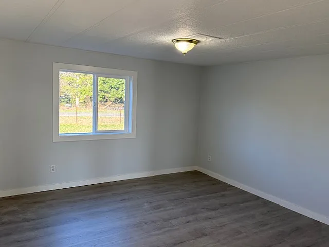 739 Lange Rd — Photo 17