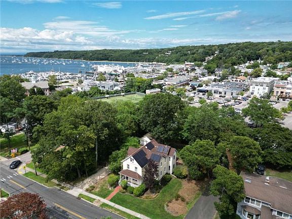 218 Barnum Ave, Port Jefferson, NY 11777 | Zillow