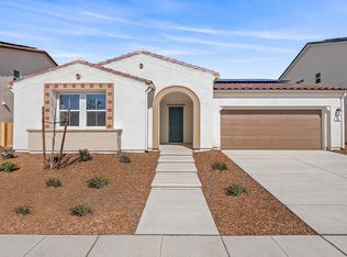 581 Laurel Crest Ave, Madera, CA 93636