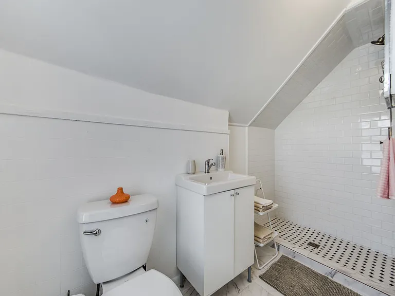 508 E Dewey Pl #4 — Photo 8