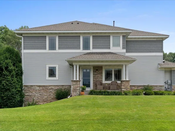 609 Sutherland Dr, Woodbury, MN 55129