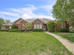 1005 Prairie Ln, Mc Gregor, TX 76657