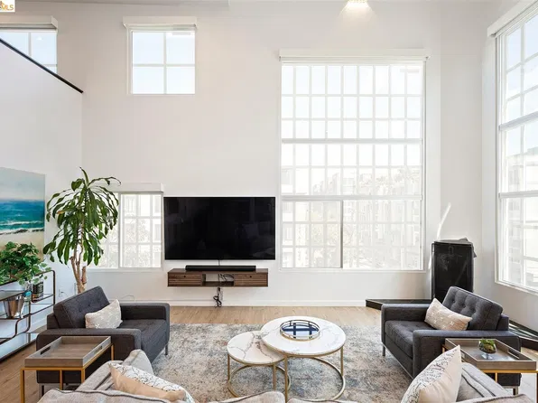 201 3rd St Suite 302, Oakland, CA 94607