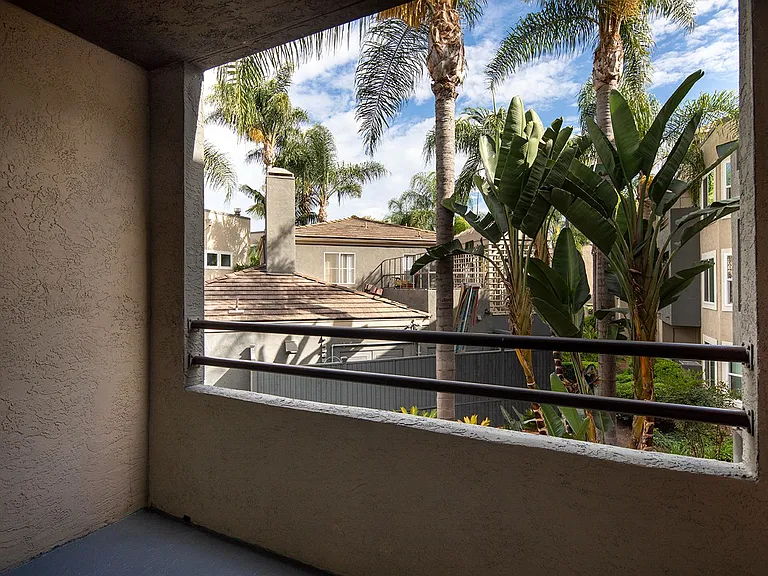 Mission Pacific Apartments — Photo 85