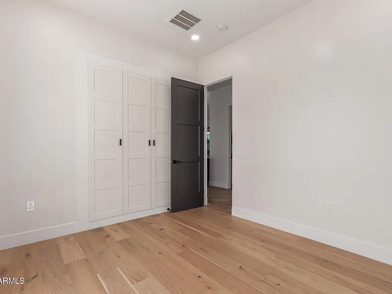 3014 E Avalon Dr — Photo 25
