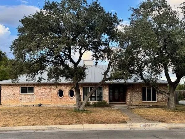 6005 Covers Cv, New Braunfels, TX 78132