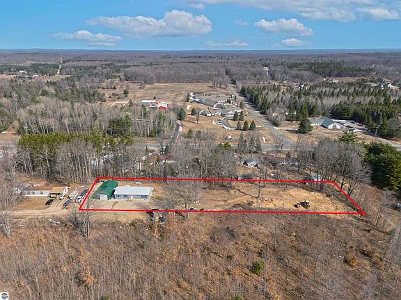 3rd image of 10920 Cassidy Dr