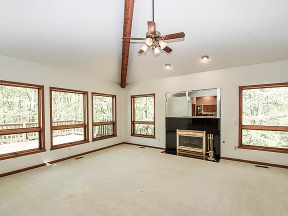 5th image of 3700 N Lauren Ln